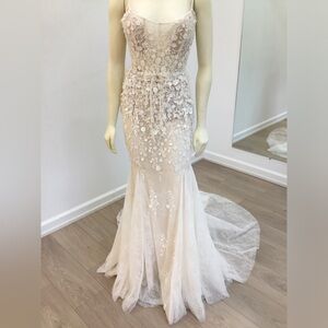 BERTA PRIVEE SAMPLE SALE!! 23-P103 Wedding Gown